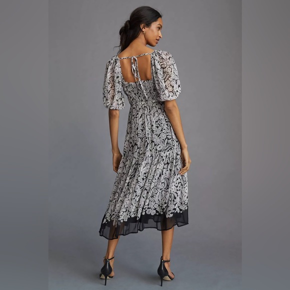 Anthropologie‎ Squareneck Smocked Midi Dress - Picture 3 of 3